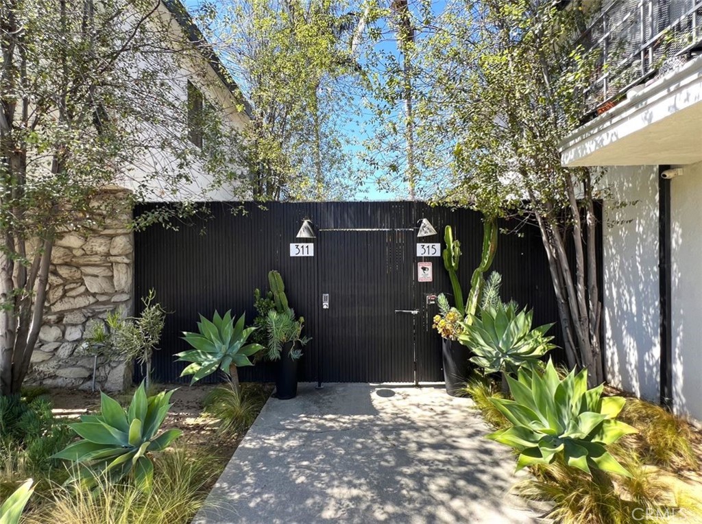 311 - 315 Junipero Avenue