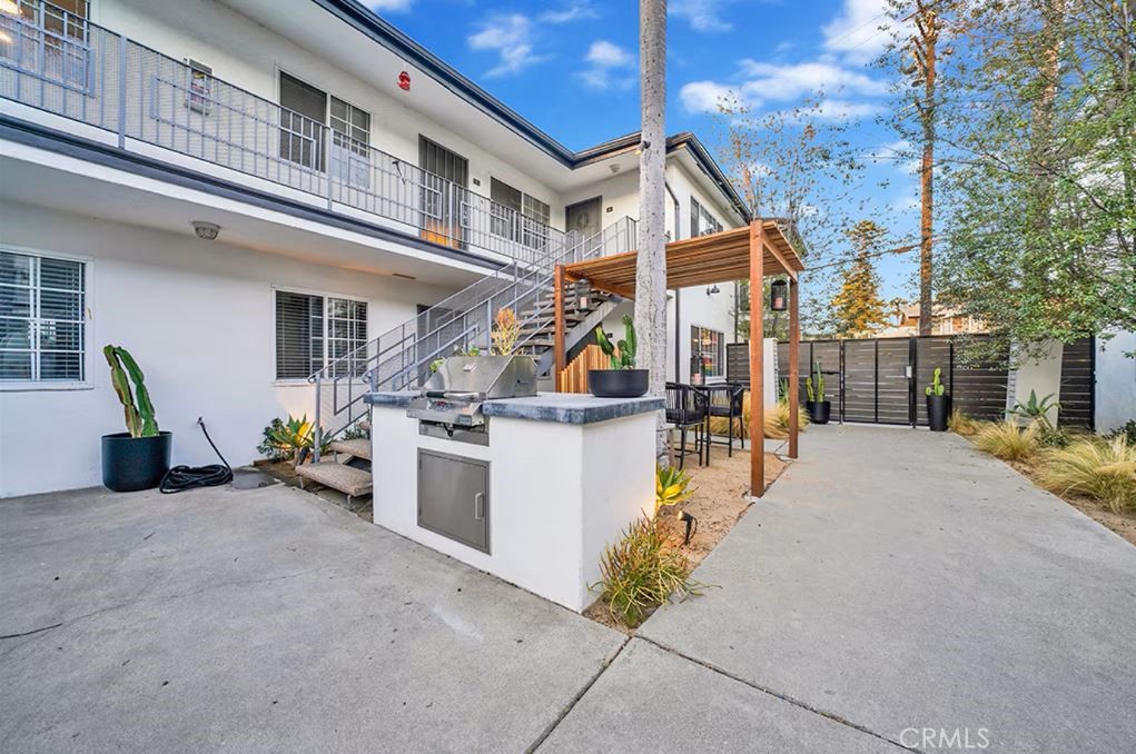 Alamitos Beach (AB) - Residential Income