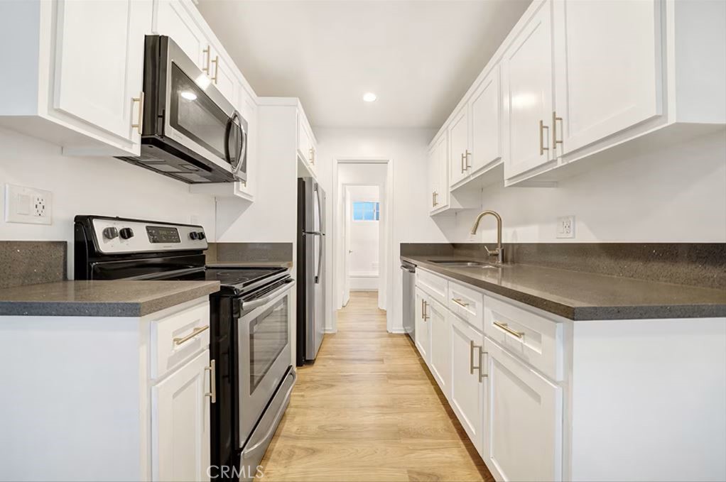 Alamitos Beach (AB) - Residential Income