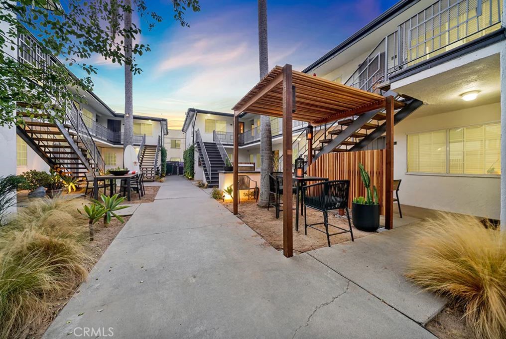 Alamitos Beach (AB) - Residential Income