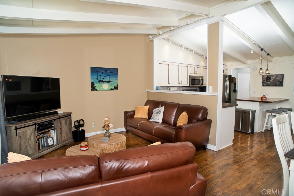 13232 Desmond Street