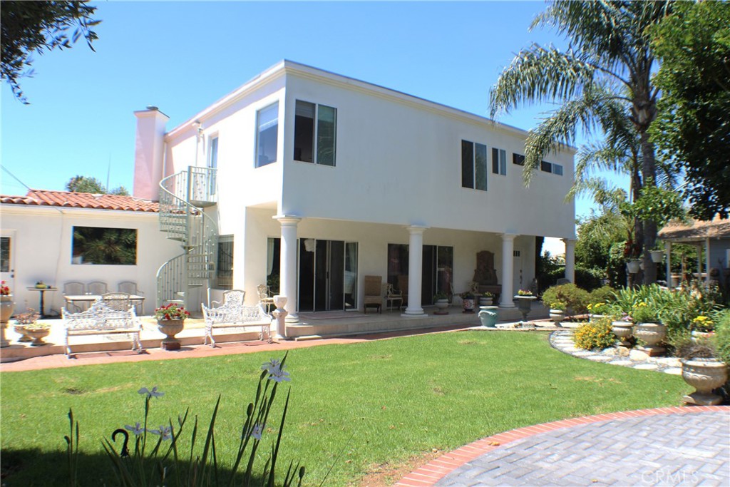 3943 Exultant Drive