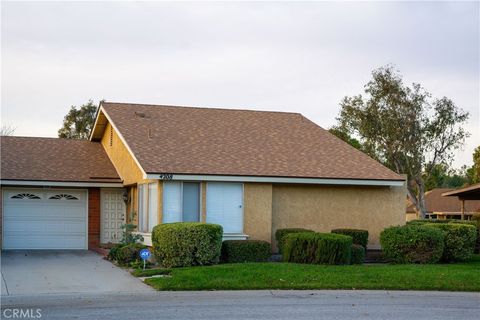 Tiny photo for 4208 Village 4 Vlg, Camarillo, CA 93012 (MLS # SB25264943)