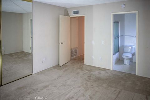 Tiny photo for 4208 Village 4 Vlg, Camarillo, CA 93012 (MLS # SB25264943)