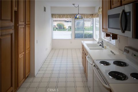 Tiny photo for 4208 Village 4 Vlg, Camarillo, CA 93012 (MLS # SB25264943)