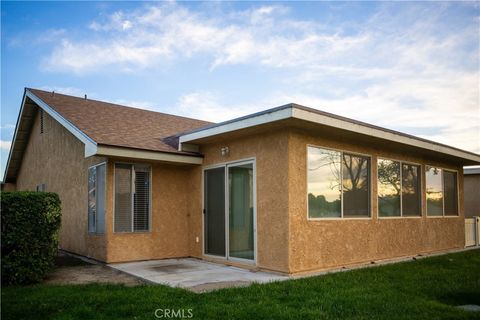 Tiny photo for 4208 Village 4 Vlg, Camarillo, CA 93012 (MLS # SB25264943)