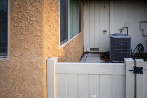 Tiny photo for 4208 Village 4 Vlg, Camarillo, CA 93012 (MLS # SB25264943)