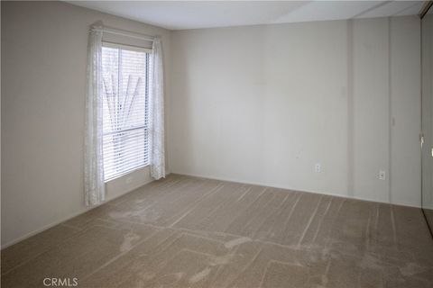 Tiny photo for 4208 Village 4 Vlg, Camarillo, CA 93012 (MLS # SB25264943)