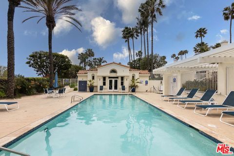 6483 Zuma View Place 106 Malibu CA 90265