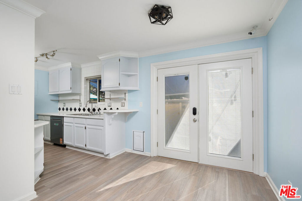 Studio City Villas - Residential