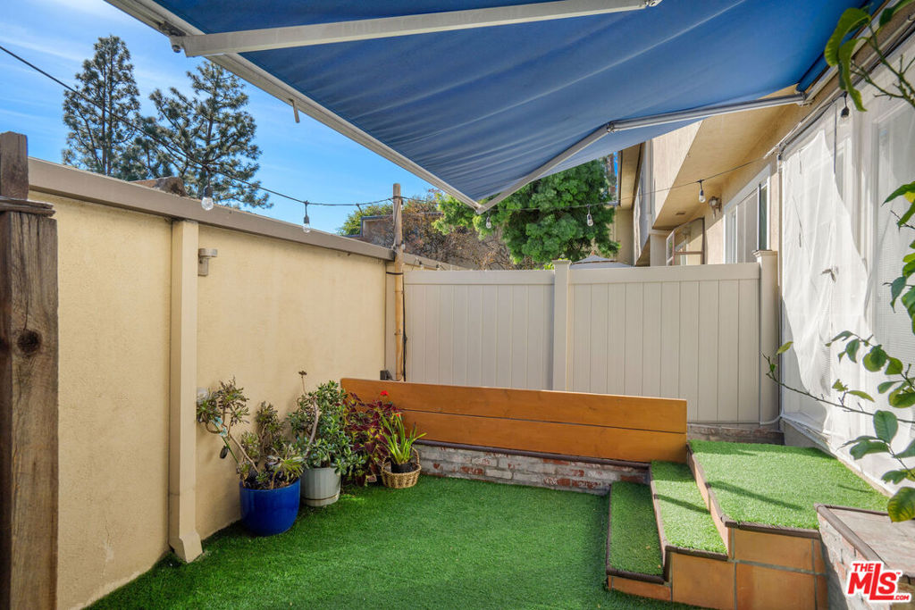 Studio City Villas - Residential