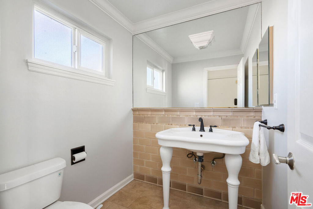 Studio City Villas - Residential