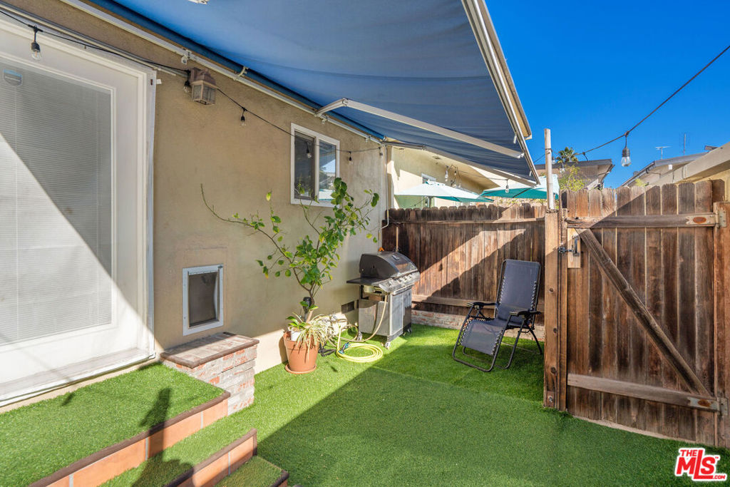 Studio City Villas - Residential