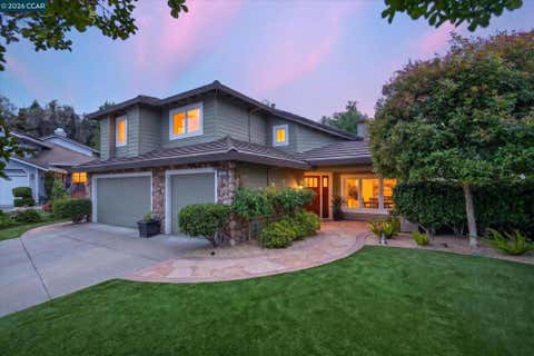 Photo of 1088 Yorkshire Pl PL, Danville, CA 94506 (MLS # 41136530)