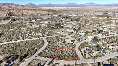 Photo of 501 Kingsley, Lucerne Valley, CA 92356 (MLS # HD25031835)