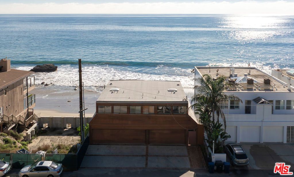 Photo of 25266 Malibu Road, Malibu, CA 90265 (MLS # 25627421)