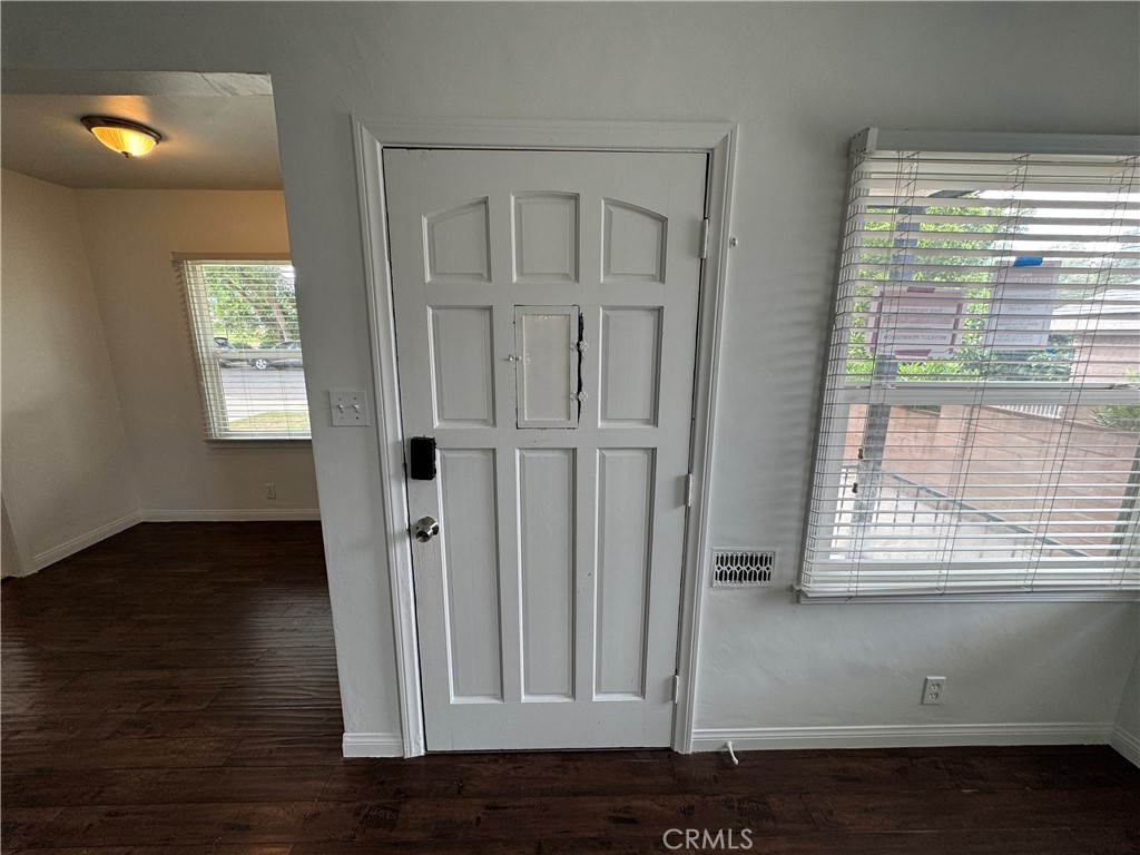 863 N Workman Street