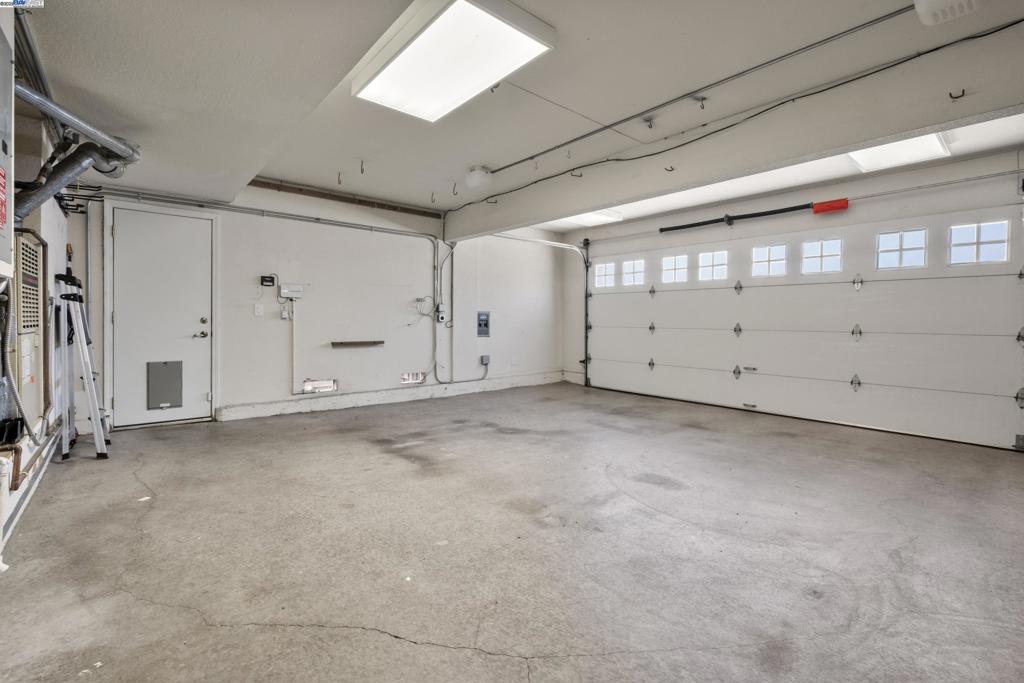 BENT CREEK ESTS - Residential