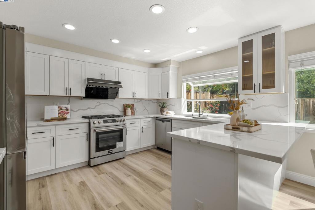 BENT CREEK ESTS - Residential