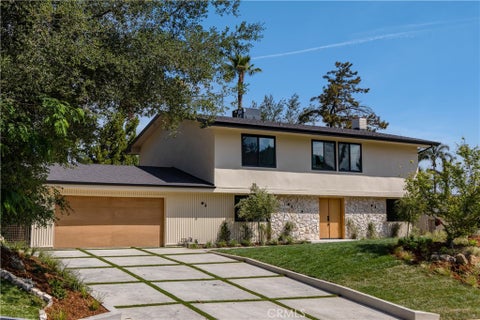 Photo of 5873 Fairhaven AVE, Woodland Hills, CA 91367 (MLS # SR26153579)
