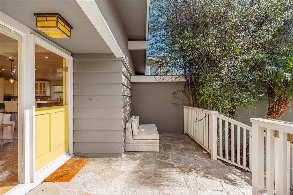 Photo of 519 14th ST, Manhattan Beach, CA 90266 (MLS # SB26228191)