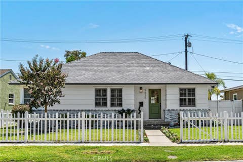 Photo of 5530 E Pageantry St, Long Beach, CA 90808 (MLS # OC26170380)