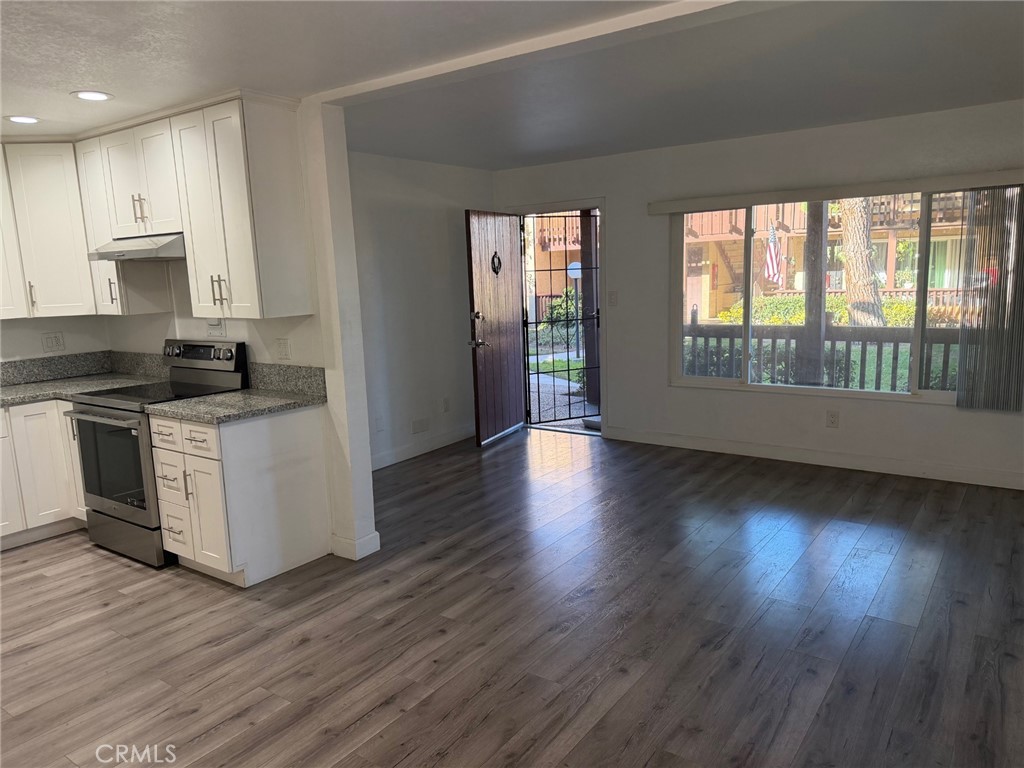 1010 W Macarthur Boulevard 147