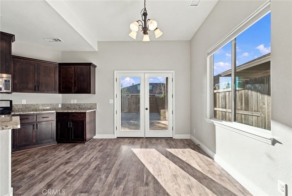 2883 Beachcomber Cove