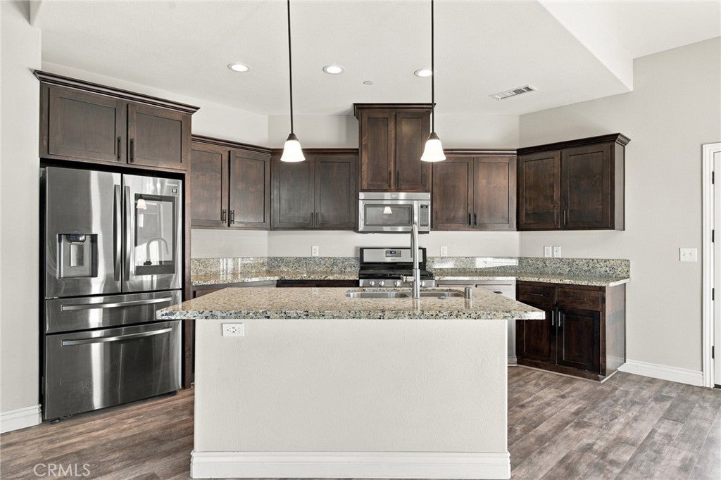 2883 Beachcomber Cove