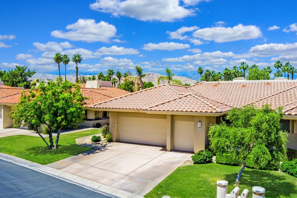 285 Kavenish Drive