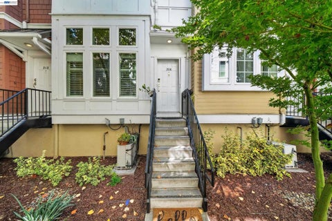 Photo of 206 Grayson Ter TER, San Jose, CA 95126 (MLS # 41147707)