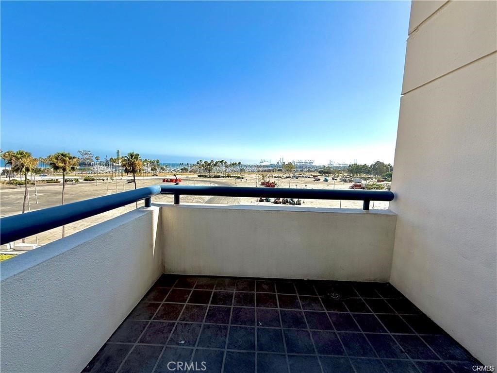 Downtown (DT) - Residential Lease