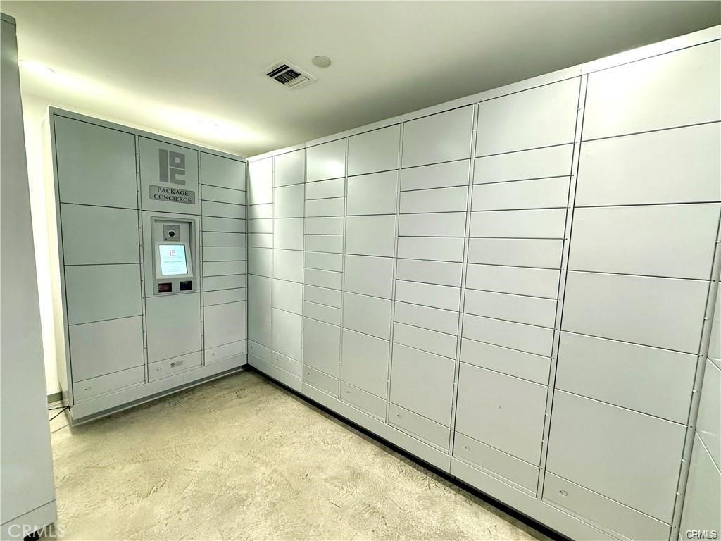 Downtown (DT) - Residential Lease
