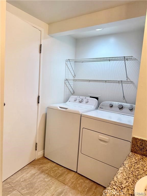 Downtown (DT) - Residential Lease