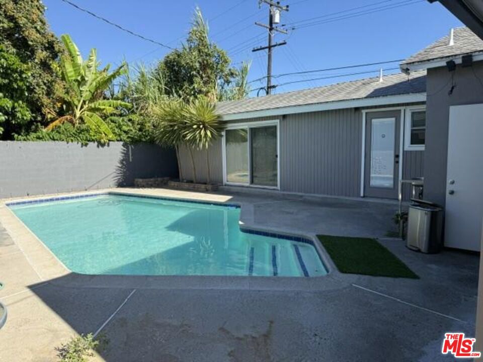 9450 Mcfadden Avenue