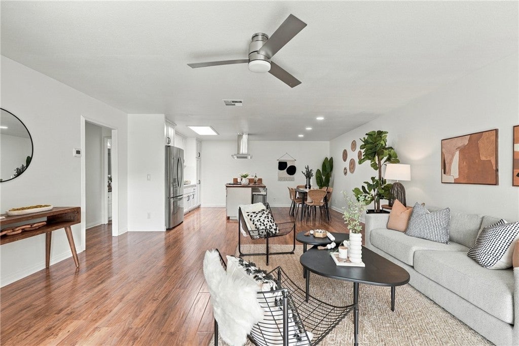 23496 Los Adornos, Aliso Viejo CA 92656 - Photo 8