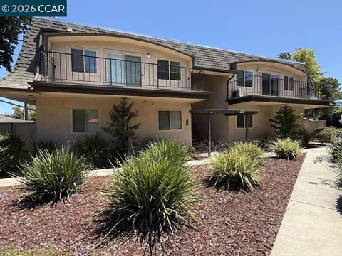 Photo of 1091 Mohr Lane Ln #C, Concord, CA 94518 (MLS # 41133064)