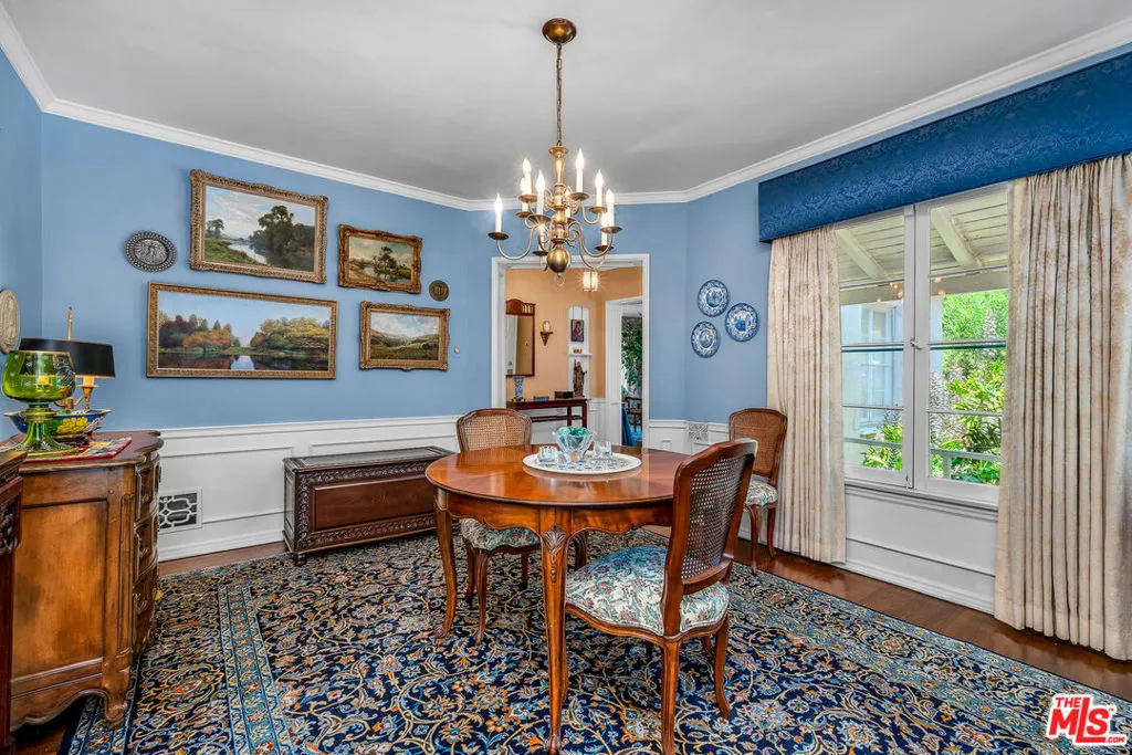 Los Angeles, California 90064, United States, 2 Bedrooms Bedrooms, ,2 BathroomsBathrooms,Residential,Active,150890