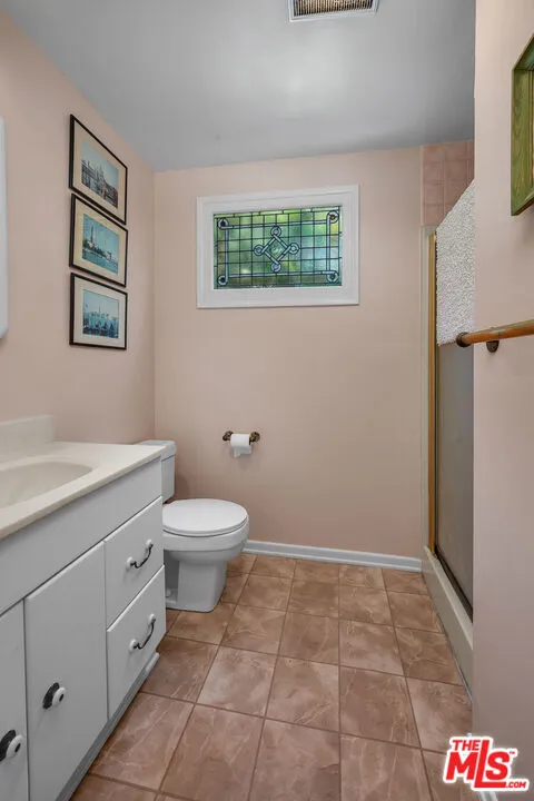 Los Angeles, California 90064, United States, 2 Bedrooms Bedrooms, ,2 BathroomsBathrooms,Residential,Active,150890