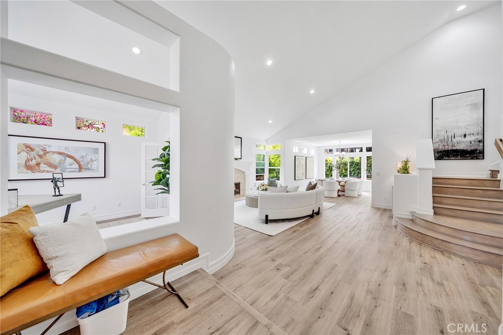 Properties 2 9535 Palermo