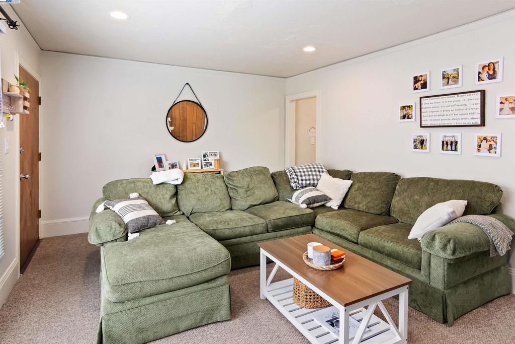 ALAMEDA - Residential Income
