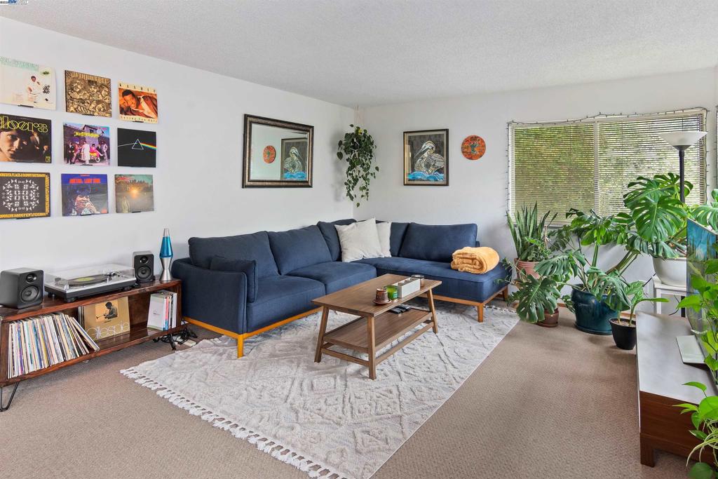 ALAMEDA - Residential Income