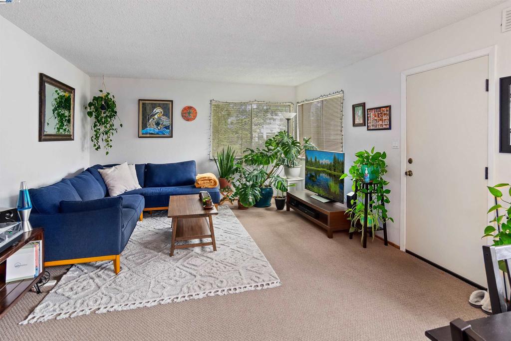 ALAMEDA - Residential Income