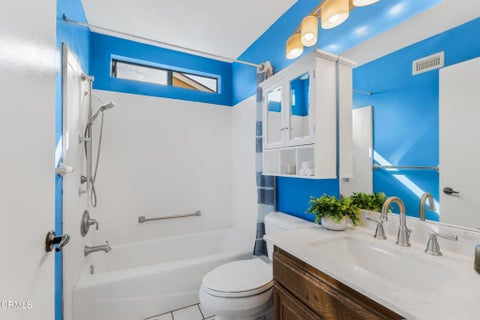 Tiny photo for 18113 Village 18 Vlg, Camarillo, CA 93012 (MLS # V1-38895)
