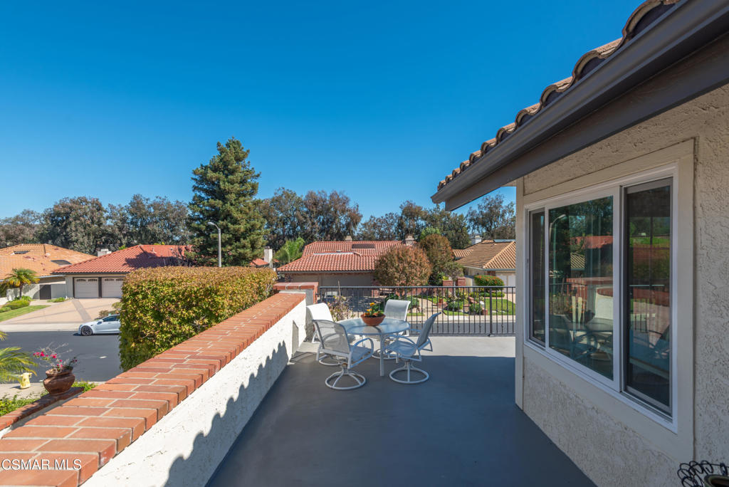 Los Robles Fairways Estate-379 - 1004112 - Residential