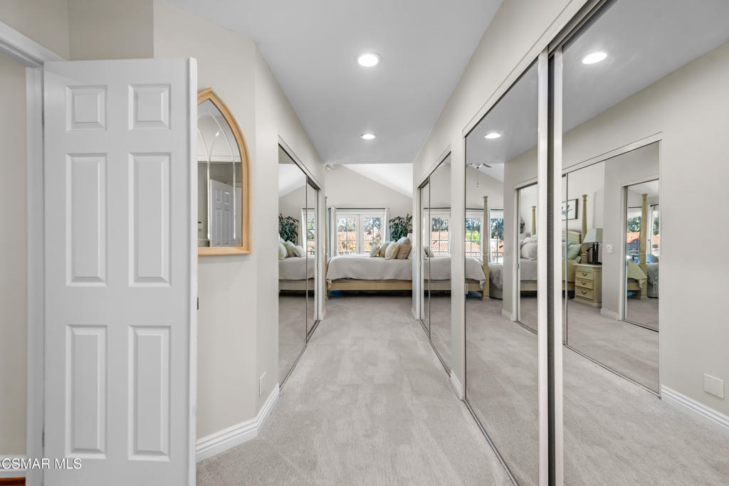 Los Robles Fairways Estate-379 - 1004112 - Residential