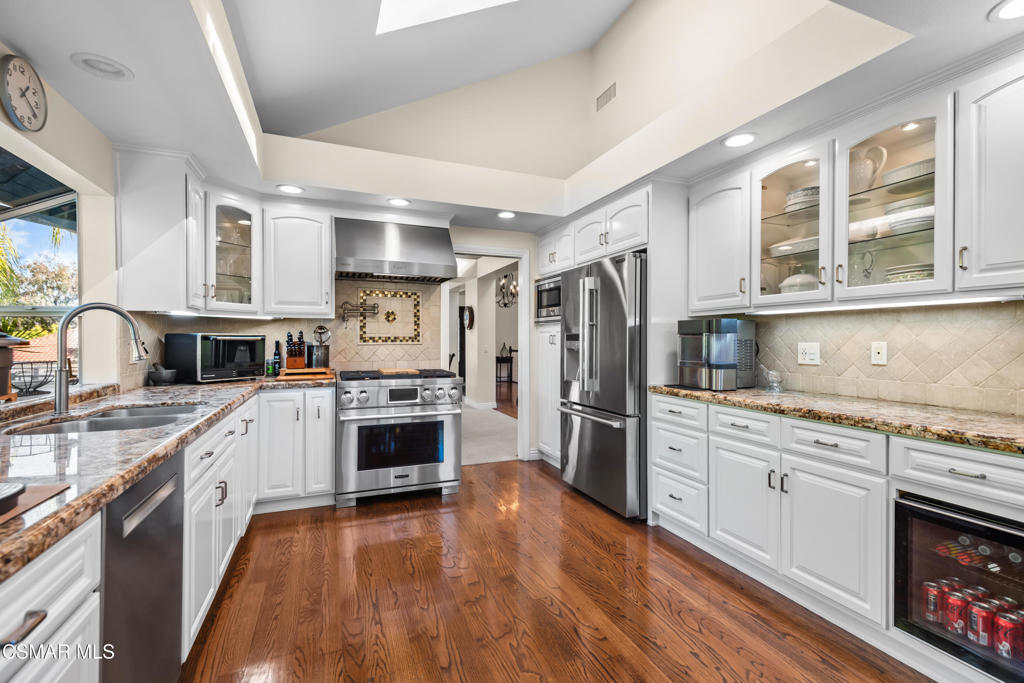 Los Robles Fairways Estate-379 - 1004112 - Residential