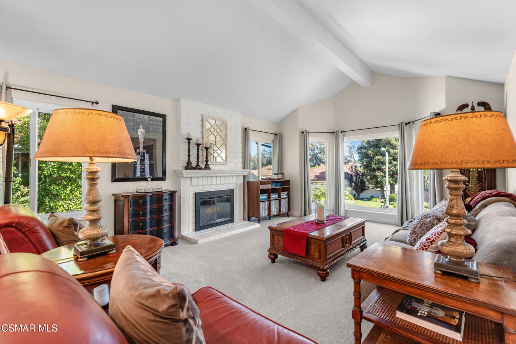 Properties 4 325 Cherry Hills Court