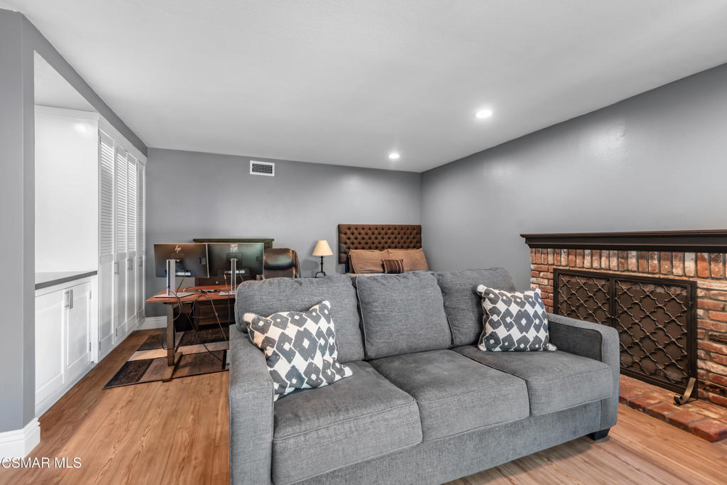 Los Robles Fairways Estate-379 - 1004112 - Residential