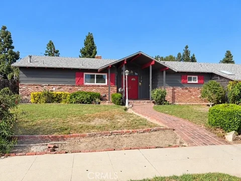 MLS: SR26218928